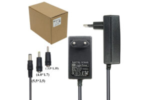 Блок питания Live-Power   5V  LP111  5V/2A  (5,5*2,5) + 2 насадки (4.0*1.7/3.5*1.35) 1